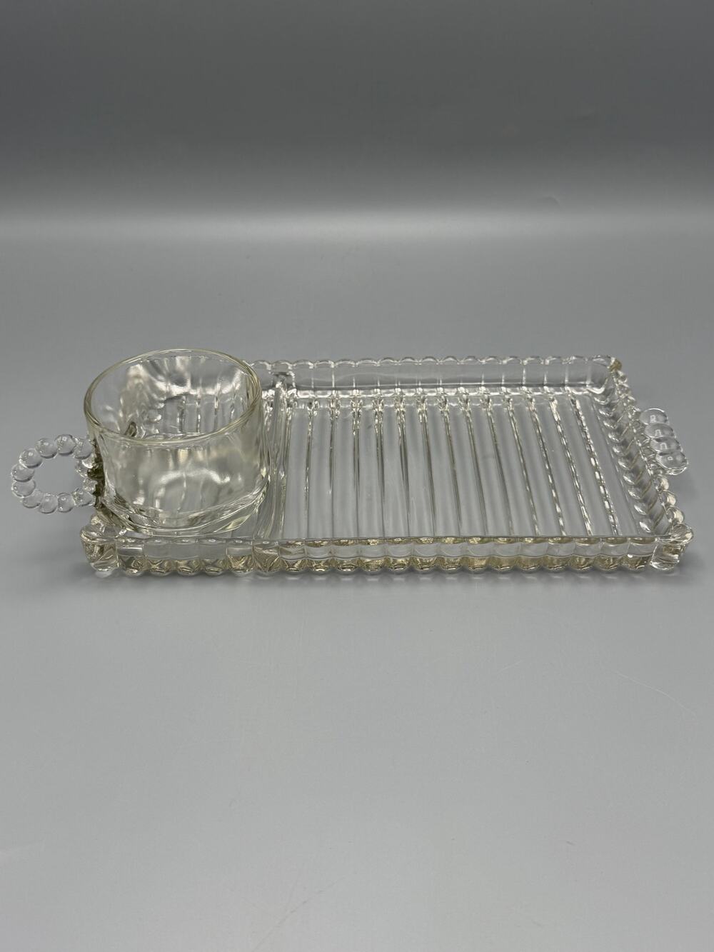 Hazel Atlas Ball & Rib Sip ’n Smoke Clear Glass Snack Tray Cup Set of 4 MCM